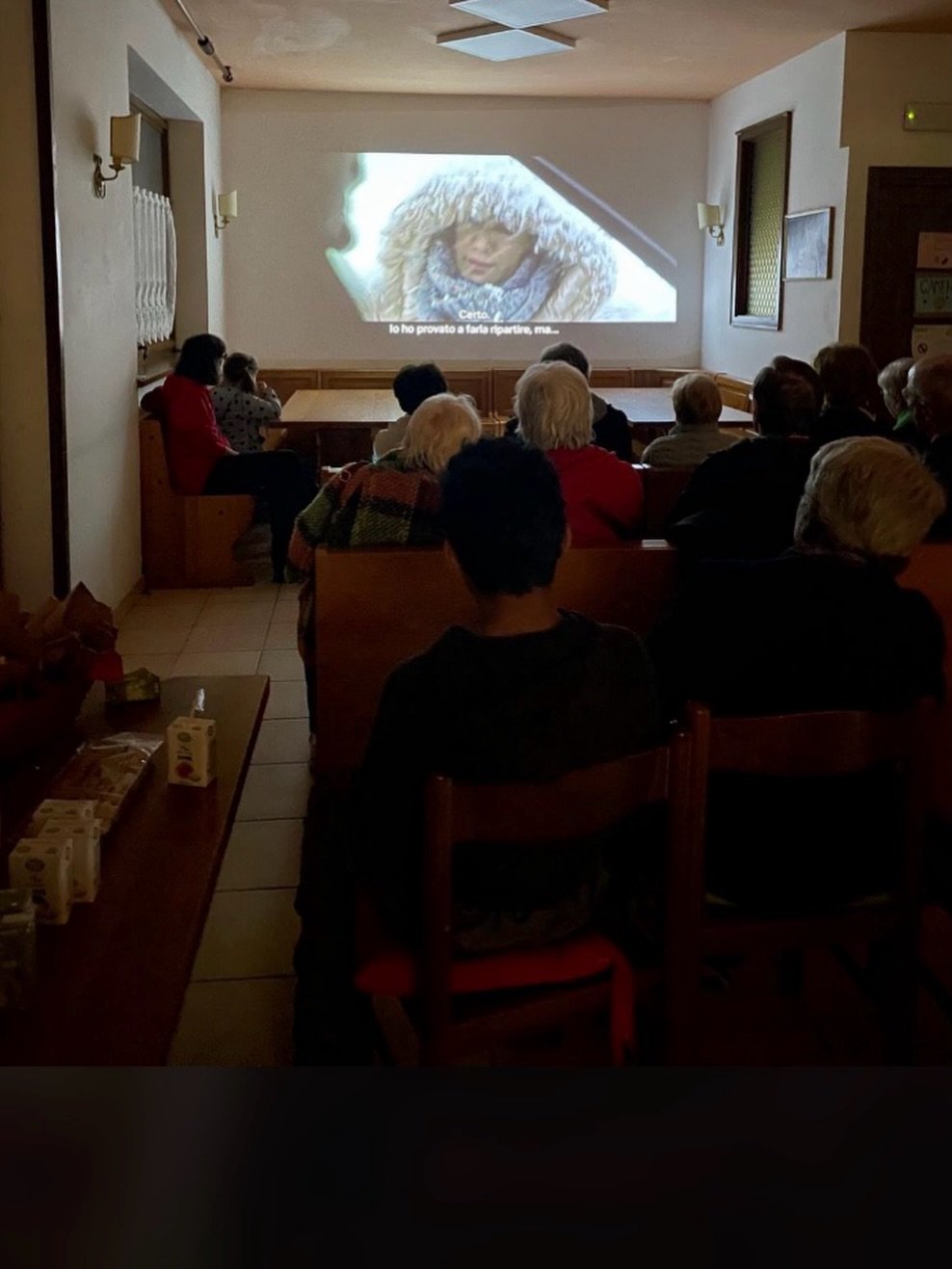 Si è tenuto il secondo appuntamento del nostro Nuovo cinema Pozzale ! 

Un’occasione importante di socializzazione e incontro per tutta la comunità, dove il cinema diventa un momento di condivisione e dialogo.

Grazie a tutti i partecipanti, al bando del Gal IS04 che ci permette di realizzare questo sogno e alla Casa Alpina per la disponibilità dello spazio .
Ci vediamo al prossimo appuntamento!

 LA MONTAGNA LO FA 

 #pozzaledicadore #gentedimontagna #dolomitibellunesi #unmondoaparte